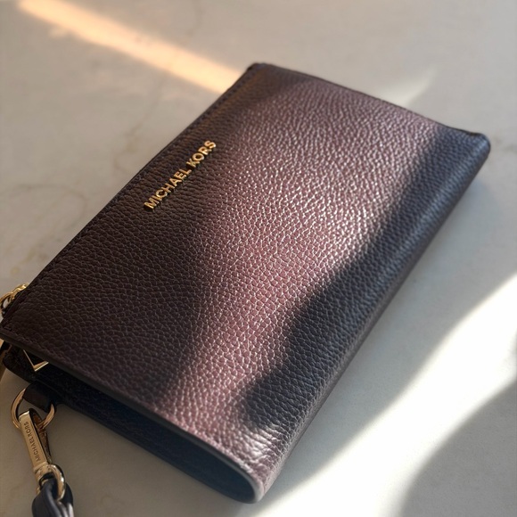 Michael Kors Handbags - NWOT - Michael Kors Adele Double Zip Pebble Leather Wristlet